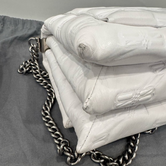 Balenciaga White Quilted Chain Bag🔥 - Picture 4 of 14